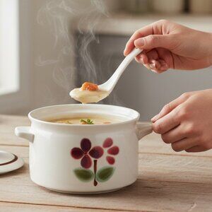 VTG Noritake Stoneware Casserole Bean/Crock Pot "Junebuds" Tan and Red Flowers